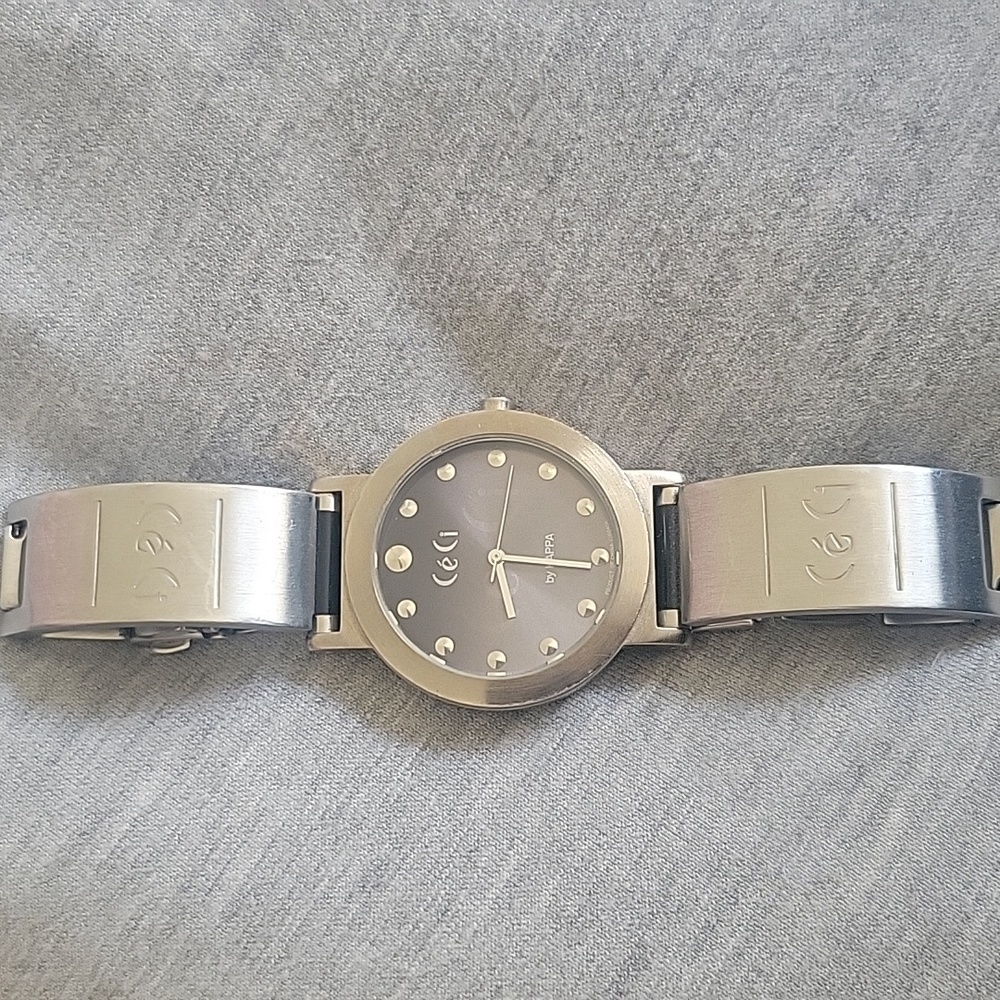 Mens watch